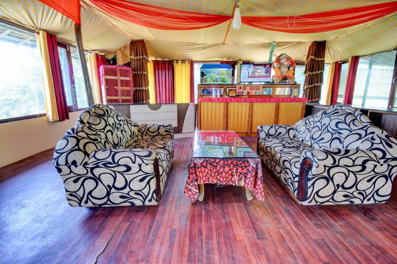 שימלה Oyo 43476 Vatika Resort מראה חיצוני תמונה