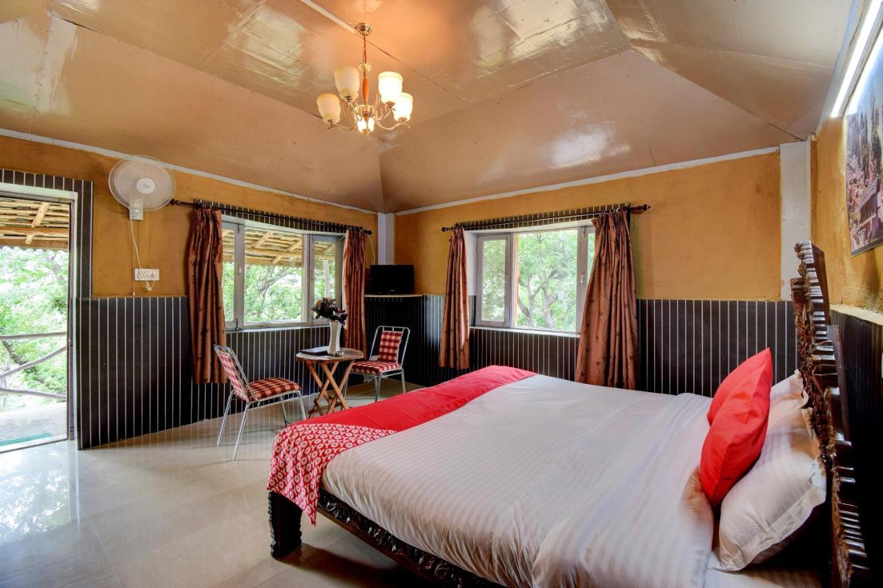 שימלה Oyo 43476 Vatika Resort מראה חיצוני תמונה
