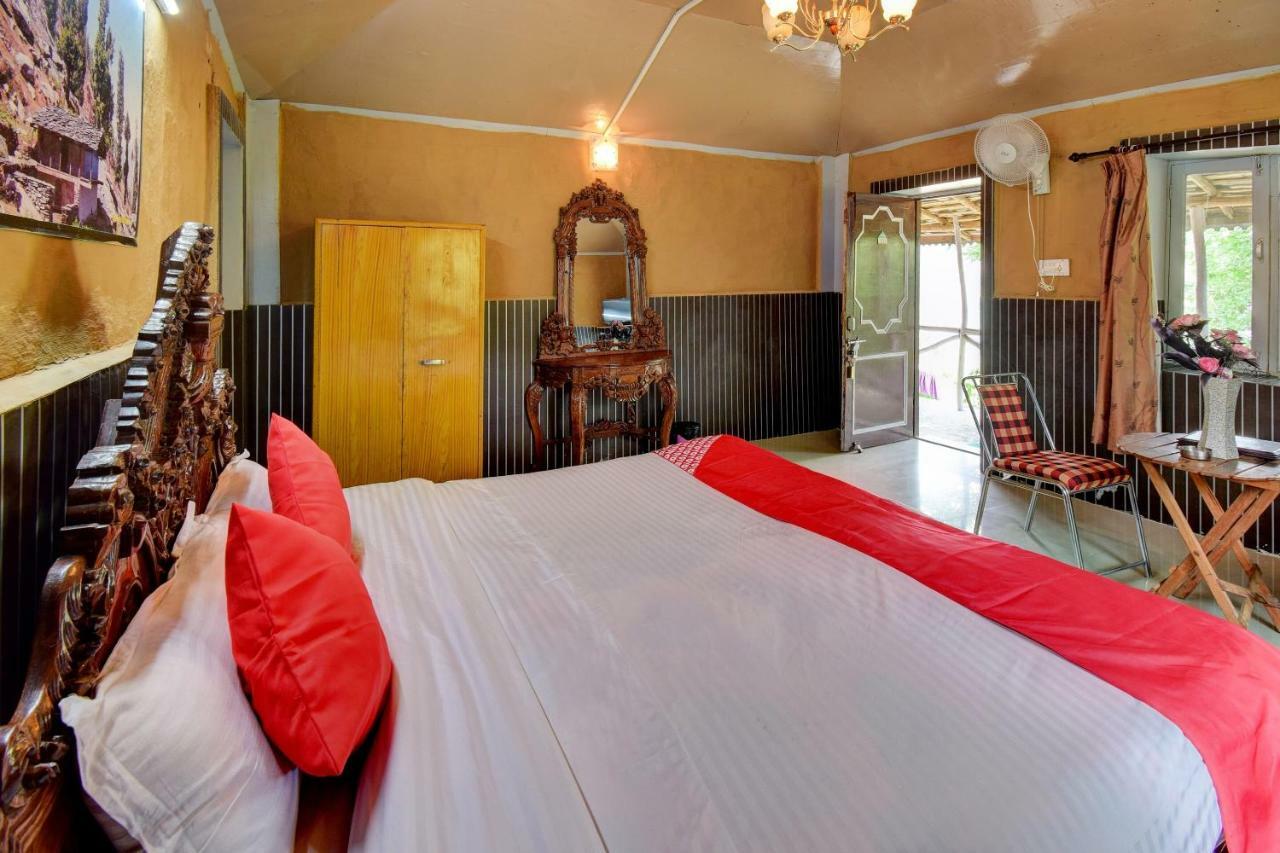 שימלה Oyo 43476 Vatika Resort מראה חיצוני תמונה